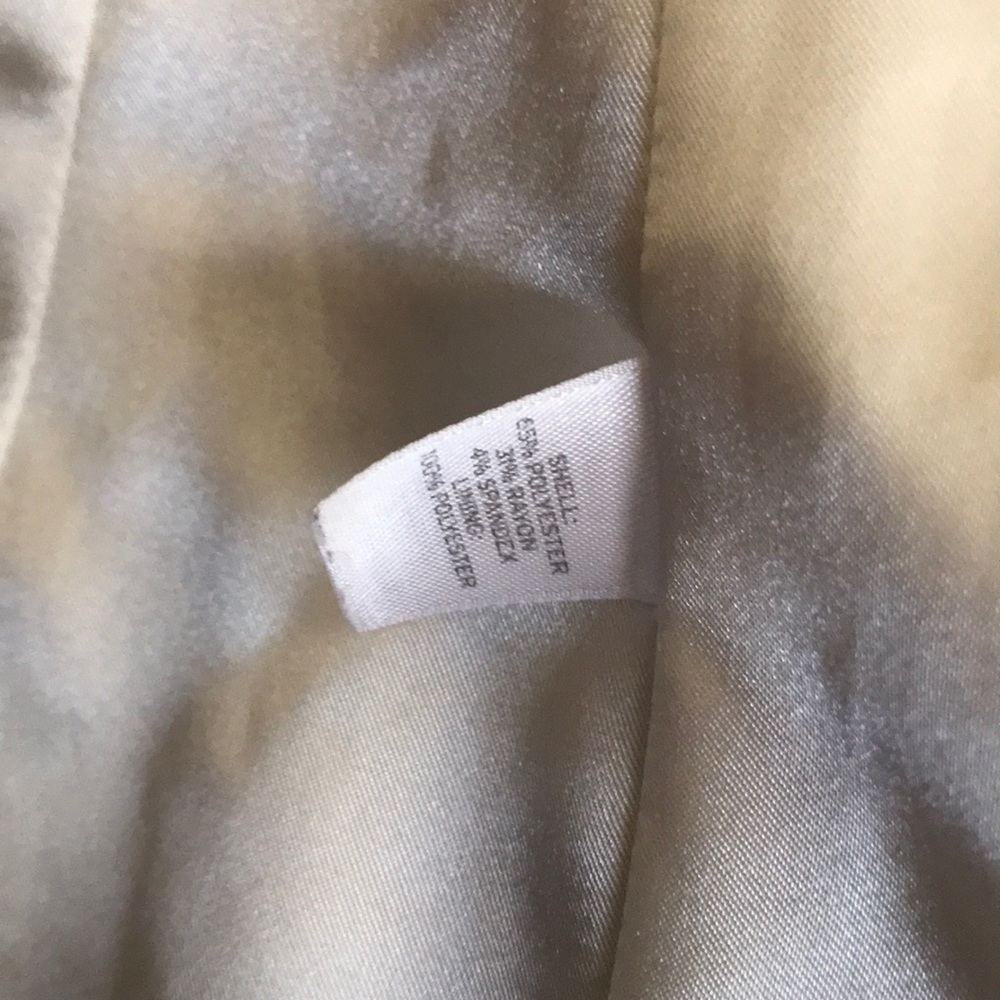 Blazer - Picture 3 of 4